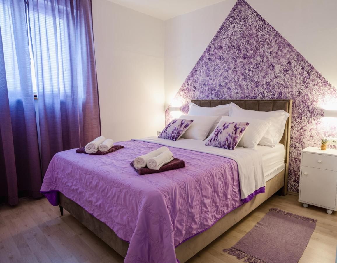 Lavanda Sveti Lovreč Pazenatički Buitenkant foto