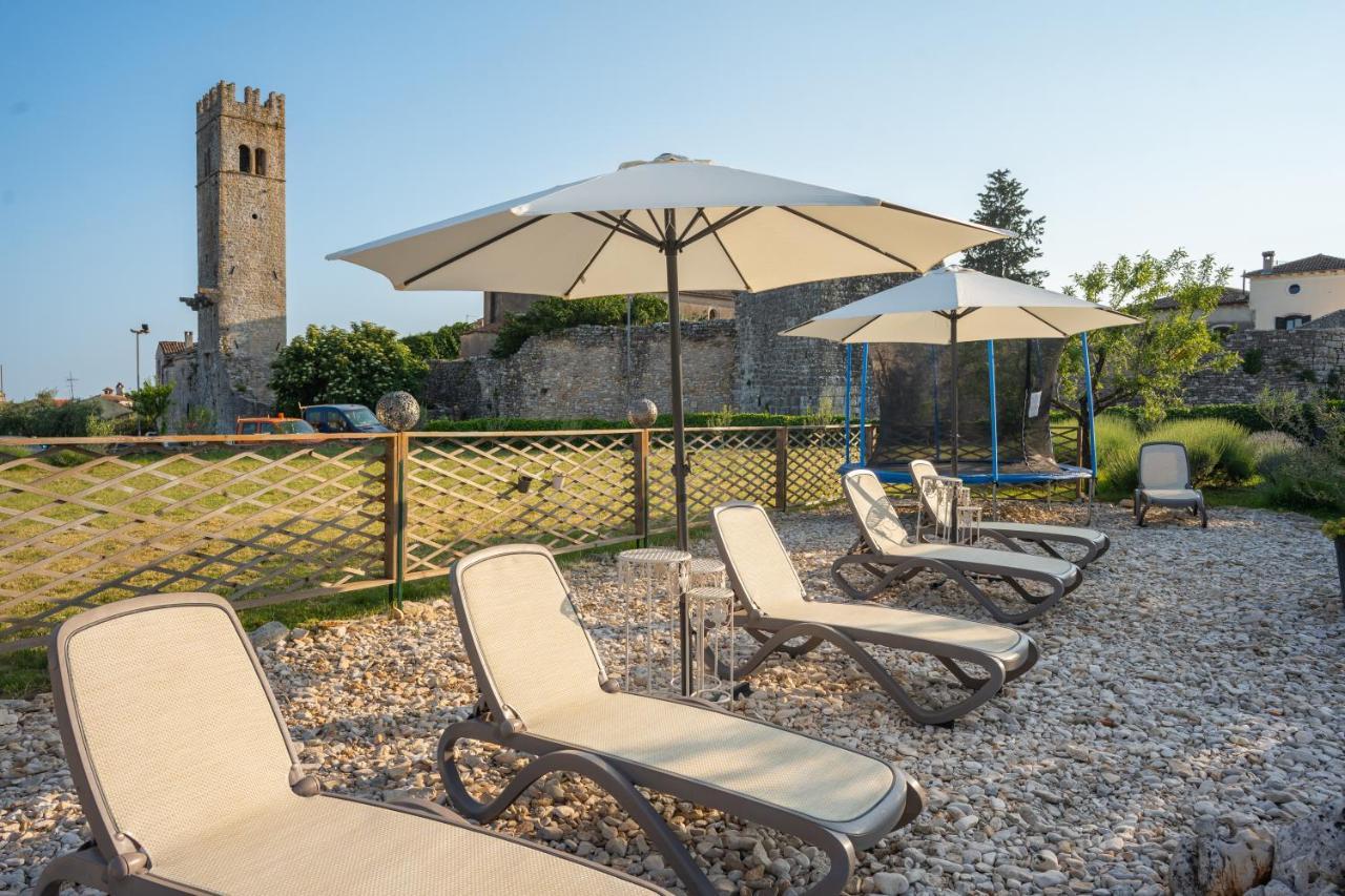 Lavanda Sveti Lovreč Pazenatički Buitenkant foto